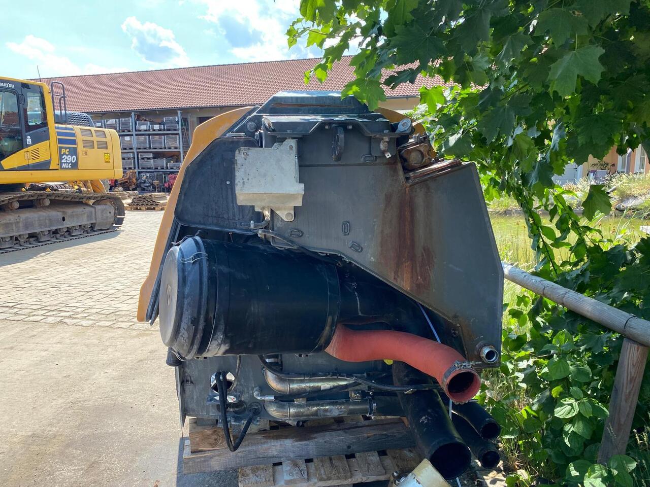 Liebherr L566 - Cooling system for Construction machinery: picture 2 Liebherr L566 - Cooling system for Construction machinery: picture 2