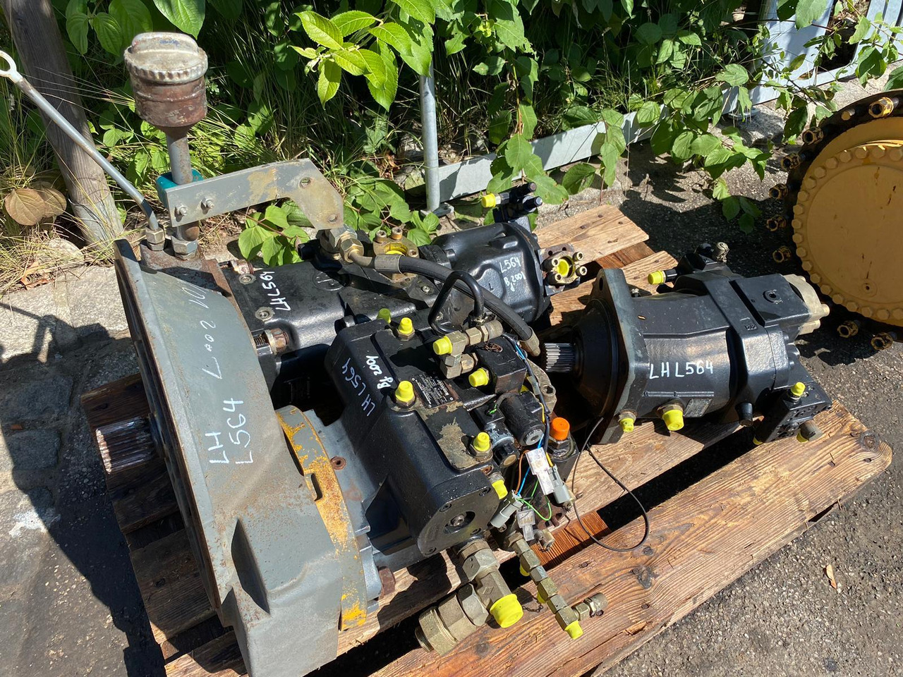 Liebherr PVG 350, A4VG 125 aus L 574 - Hydraulic pump for Construction machinery: picture 2 Liebherr PVG 350, A4VG 125 aus L 574 - Hydraulic pump for Construction machinery: picture 2