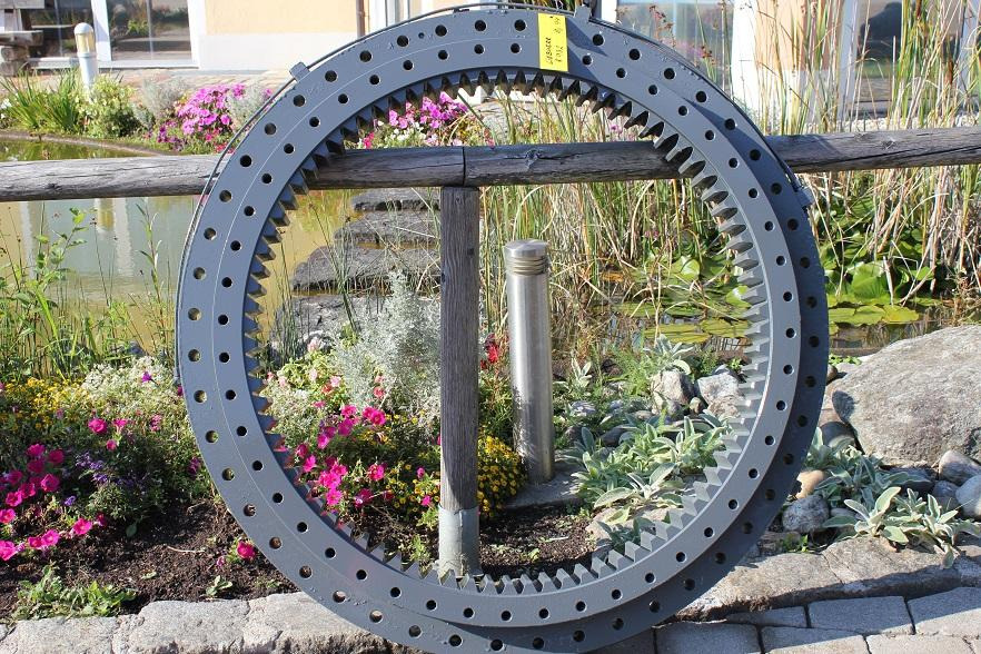 Liebherr R 932 - Slewing ring for Construction machinery: picture 1 Liebherr R 932 - Slewing ring for Construction machinery: picture 1