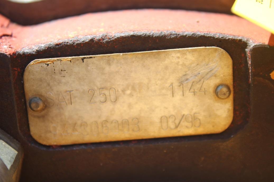 Liebherr SAT 250 - Swing motor for Construction machinery: picture 3 Liebherr SAT 250 - Swing motor for Construction machinery: picture 3