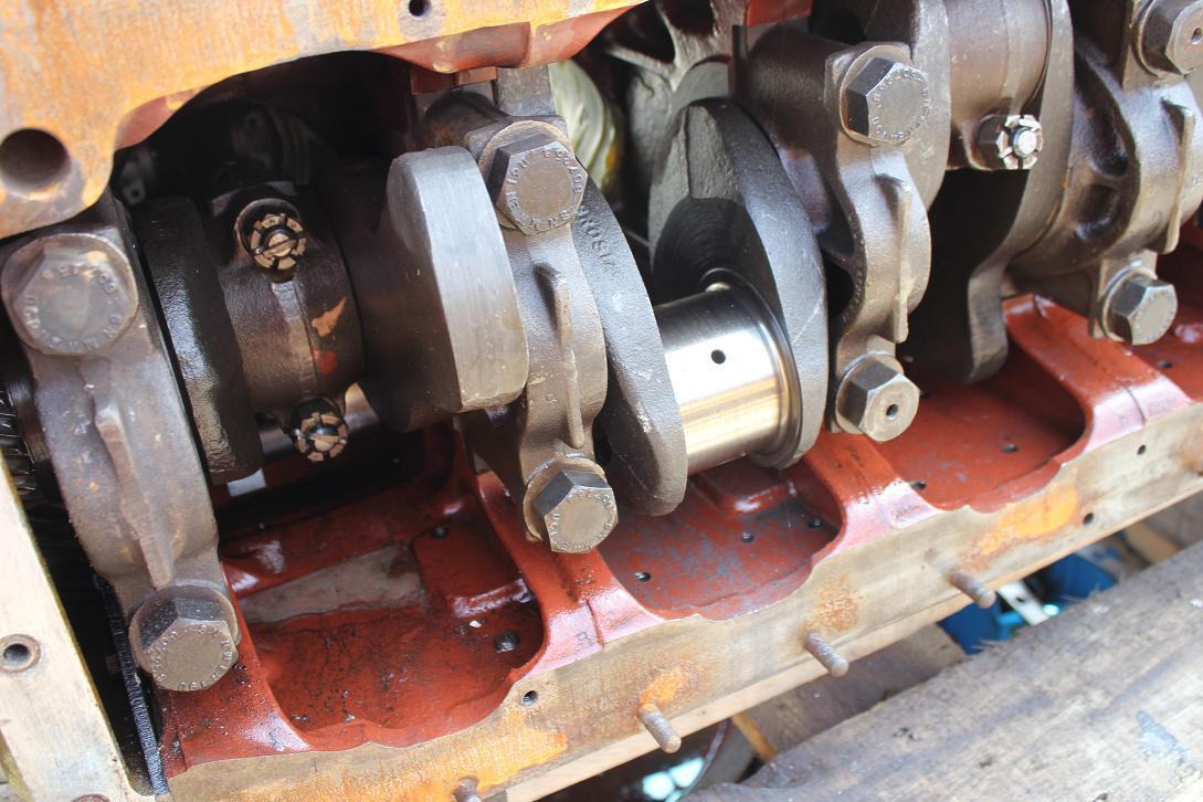 Michigan Leyland Diesel JE 680/ 246 - Engine and parts for Construction machinery: picture 5 Michigan Leyland Diesel JE 680/ 246 - Engine and parts for Construction machinery: picture 5