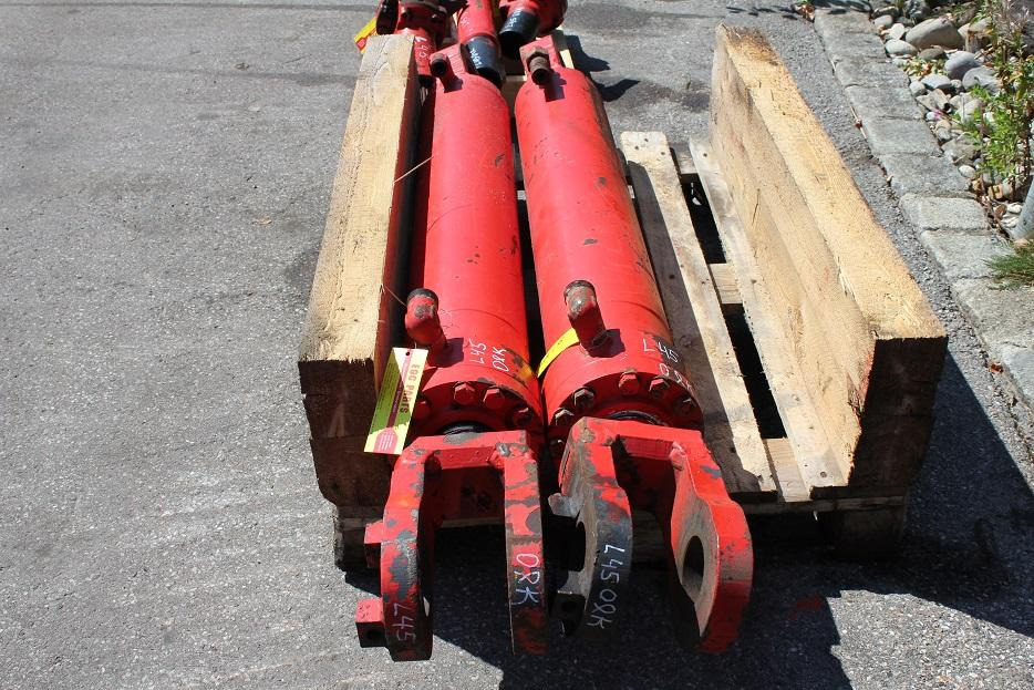 O&K L45 - Hydraulic cylinder for Construction machinery: picture 3 O&K L45 - Hydraulic cylinder for Construction machinery: picture 3