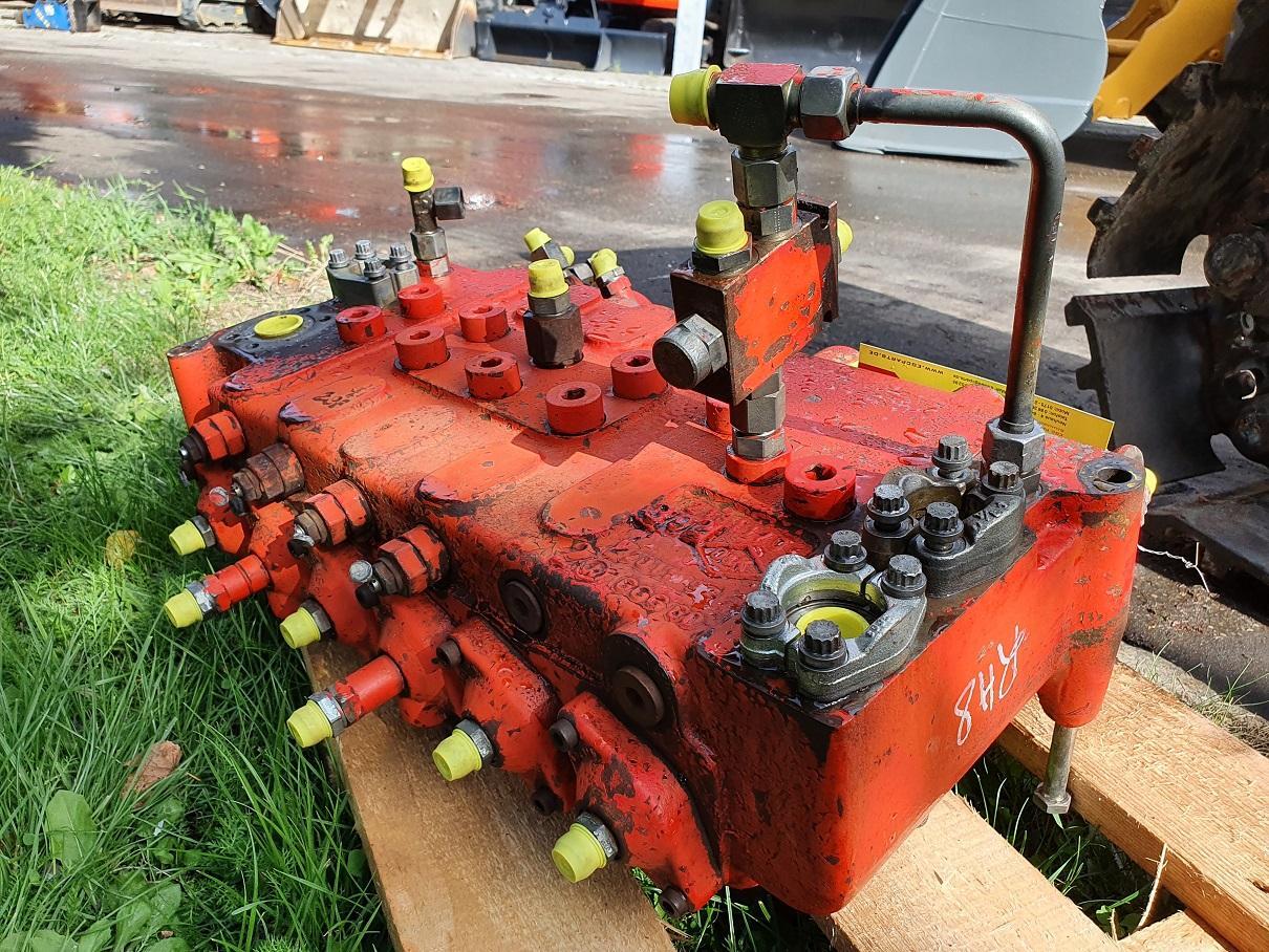 O&K RH 8 - Hydraulic valve for Construction machinery: picture 4 O&K RH 8 - Hydraulic valve for Construction machinery: picture 4