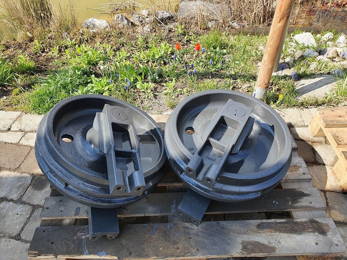 Volvo EC 240 - Undercarriage parts for Construction machinery: picture 4 Volvo EC 240 - Undercarriage parts for Construction machinery: picture 4