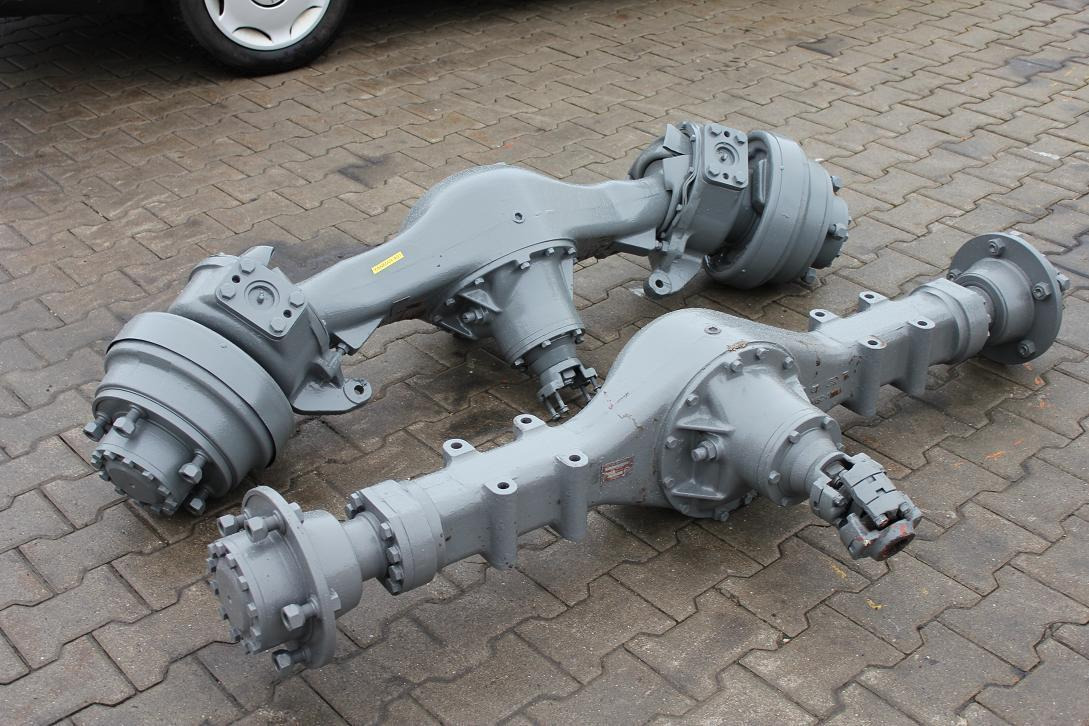 Yanmar YB 401 W - Axle and parts for Construction machinery: picture 3 Yanmar YB 401 W - Axle and parts for Construction machinery: picture 3