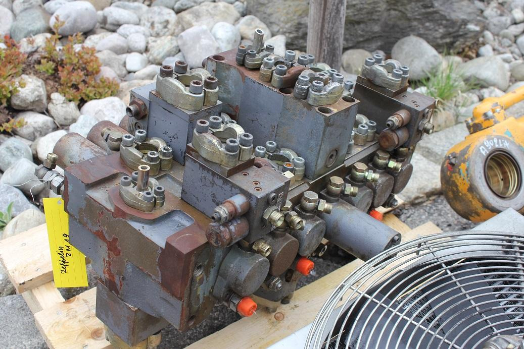 Zeppelin ZM 19 - Hydraulic valve for Construction machinery: picture 3 Zeppelin ZM 19 - Hydraulic valve for Construction machinery: picture 3