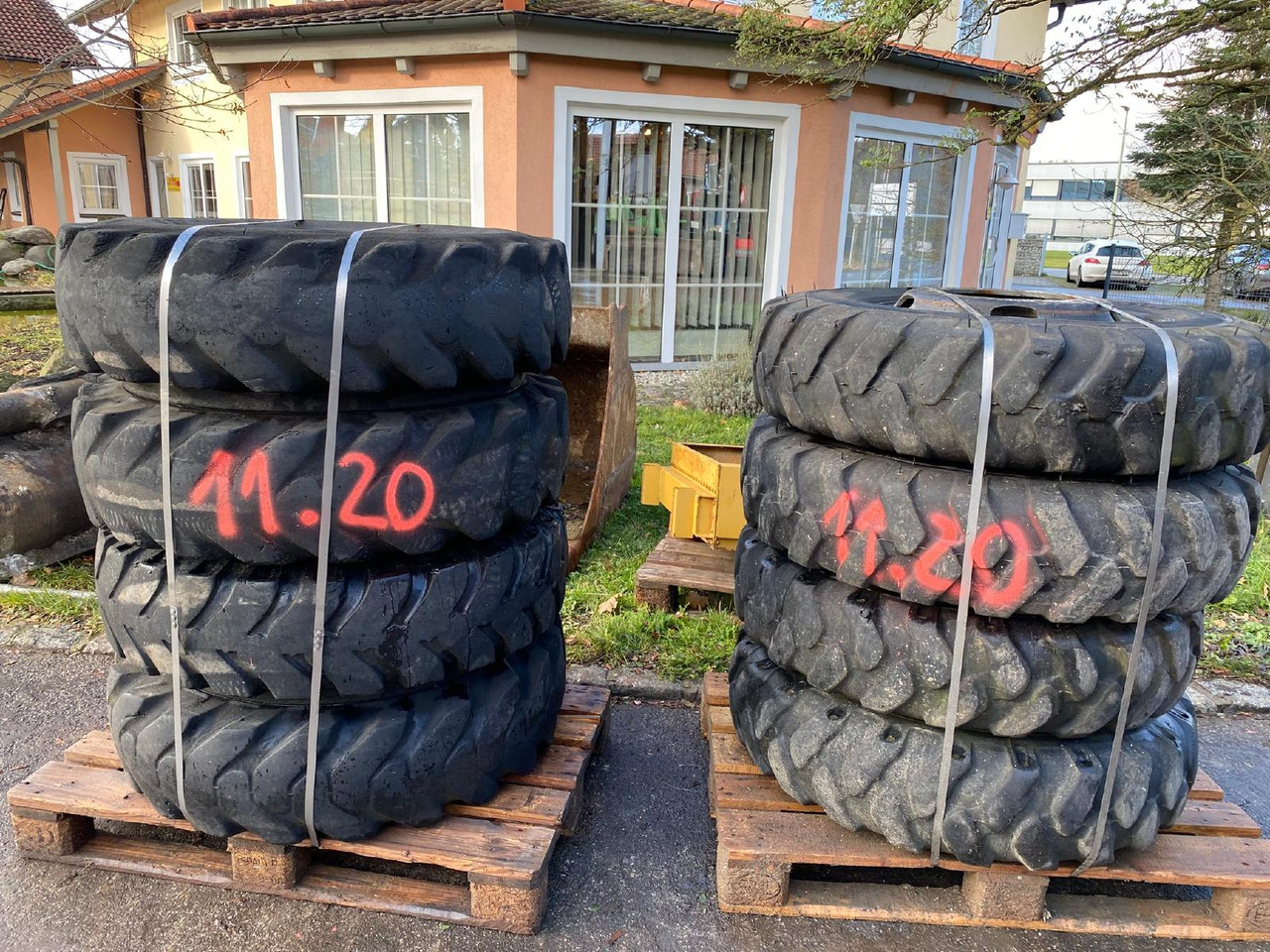 Zeppelin ZM 19 Sennebogen - Wheel and tire package for Excavator: picture 4 Zeppelin ZM 19 Sennebogen - Wheel and tire package for Excavator: picture 4