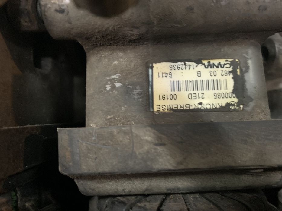 Knorr-Bremse Przód K000085 K000913 Scania Volvo RENAULT MAN K000913 K000085 K000914 - Brake valve for Truck: picture 4 Knorr-Bremse Przód K000085 K000913 Scania Volvo RENAULT MAN K000913 K000085 K000914 - Brake valve for Truck: picture 4