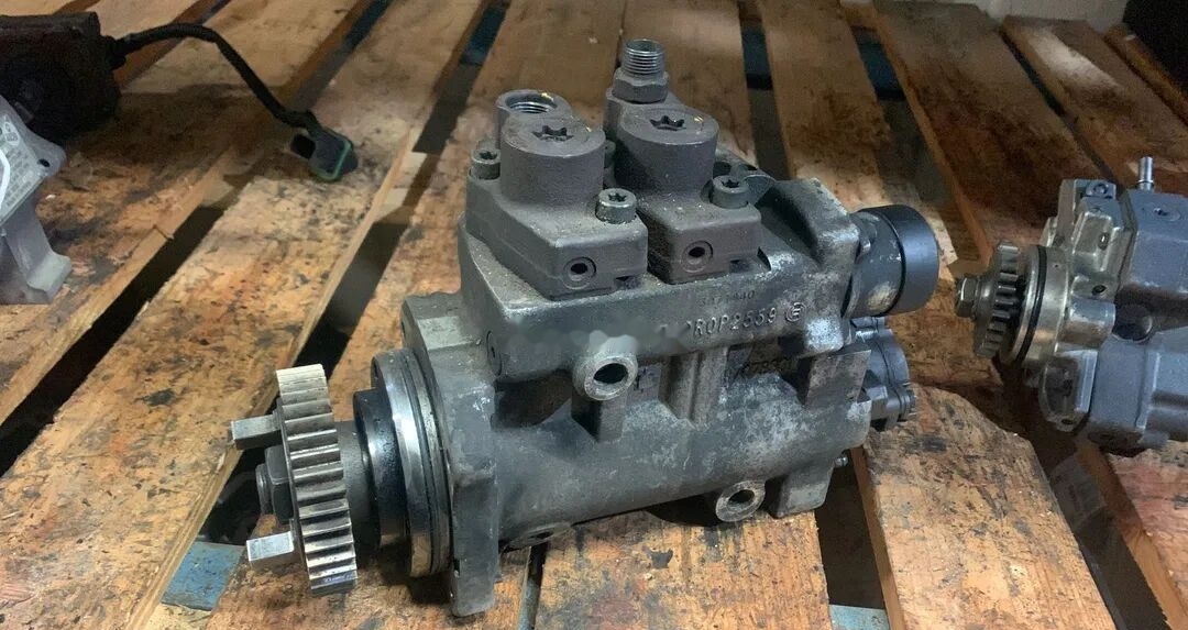 Mercedes-Benz MERCEDES ACTROS MP4 0445020236 Mercedes-Benz - Fuel pump for Truck: picture 1 Mercedes-Benz MERCEDES ACTROS MP4 0445020236 Mercedes-Benz - Fuel pump for Truck: picture 1