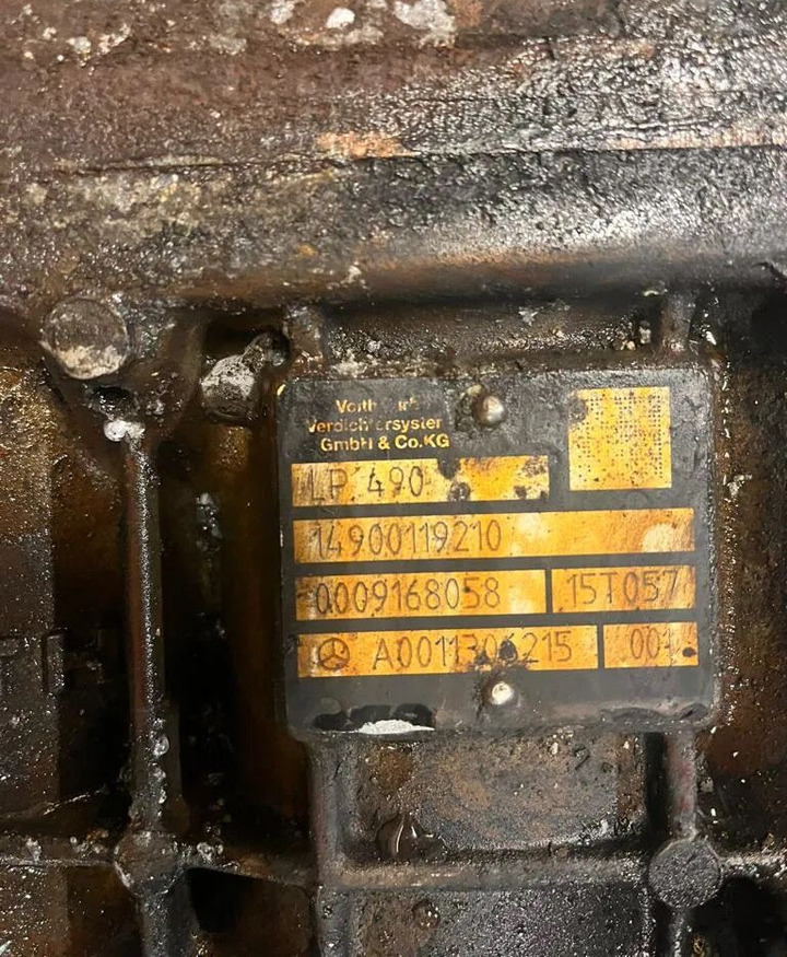 Spreżarka Powietrza MERCEDES ACTROS ARCOS ANTOS A0011306215 MP4 A0011306215 - Air brake compressor for Truck: picture 3 Spreżarka Powietrza MERCEDES ACTROS ARCOS ANTOS A0011306215 MP4 A0011306215 - Air brake compressor for Truck: picture 3