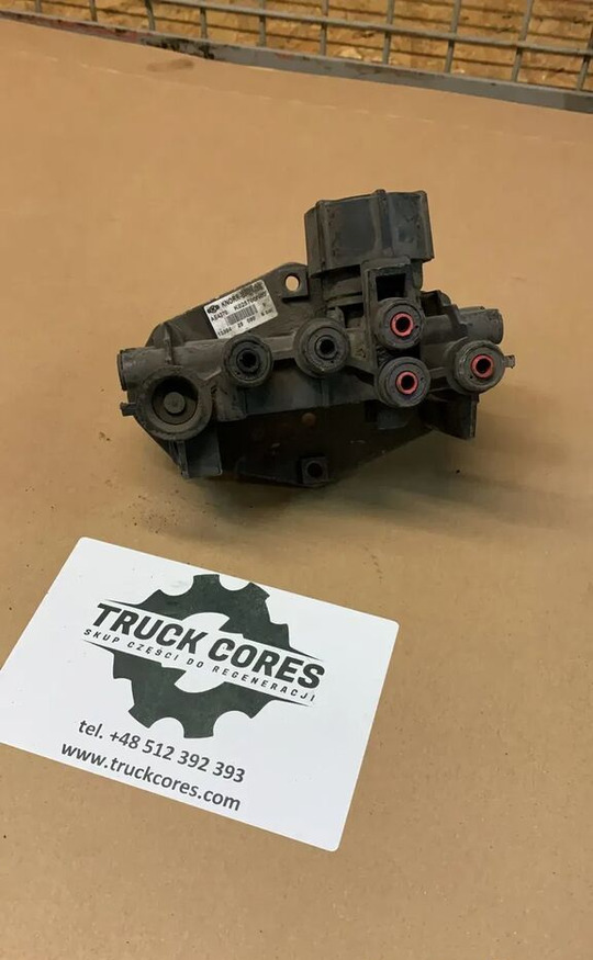 Zawór Luzujący Naczepy AE4370 / K025700N00 KNORR BREMSE - Brake valve for Truck: picture 1 Zawór Luzujący Naczepy AE4370 / K025700N00 KNORR BREMSE - Brake valve for Truck: picture 1