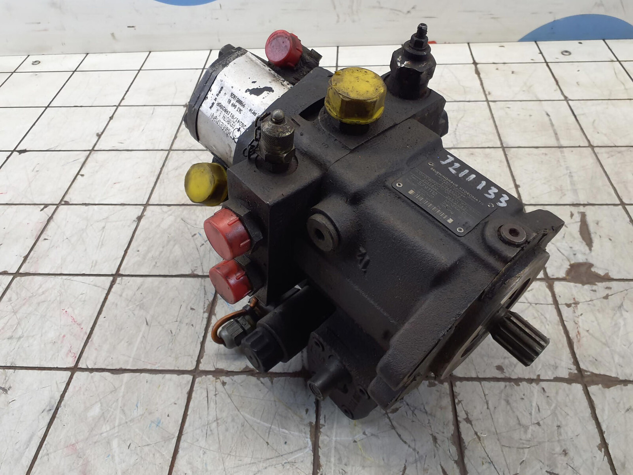 BRUENINGHAUS HYDROMATIK hydraulic pump - Hydraulic pump for Mobile crane: picture 1 BRUENINGHAUS HYDROMATIK hydraulic pump - Hydraulic pump for Mobile crane: picture 1