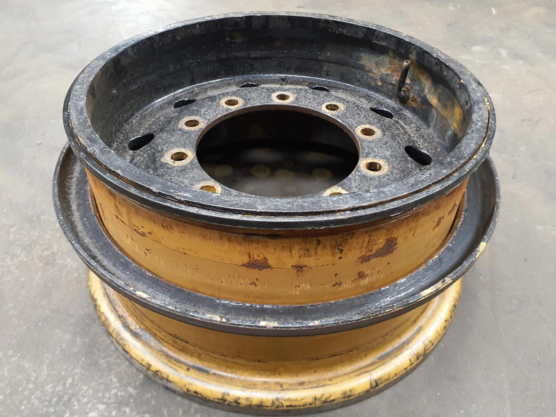 Faun Rim 445/95R25 10 12.0 3p - Rim for Crane: picture 1 Faun Rim 445/95R25 10 12.0 3p - Rim for Crane: picture 1