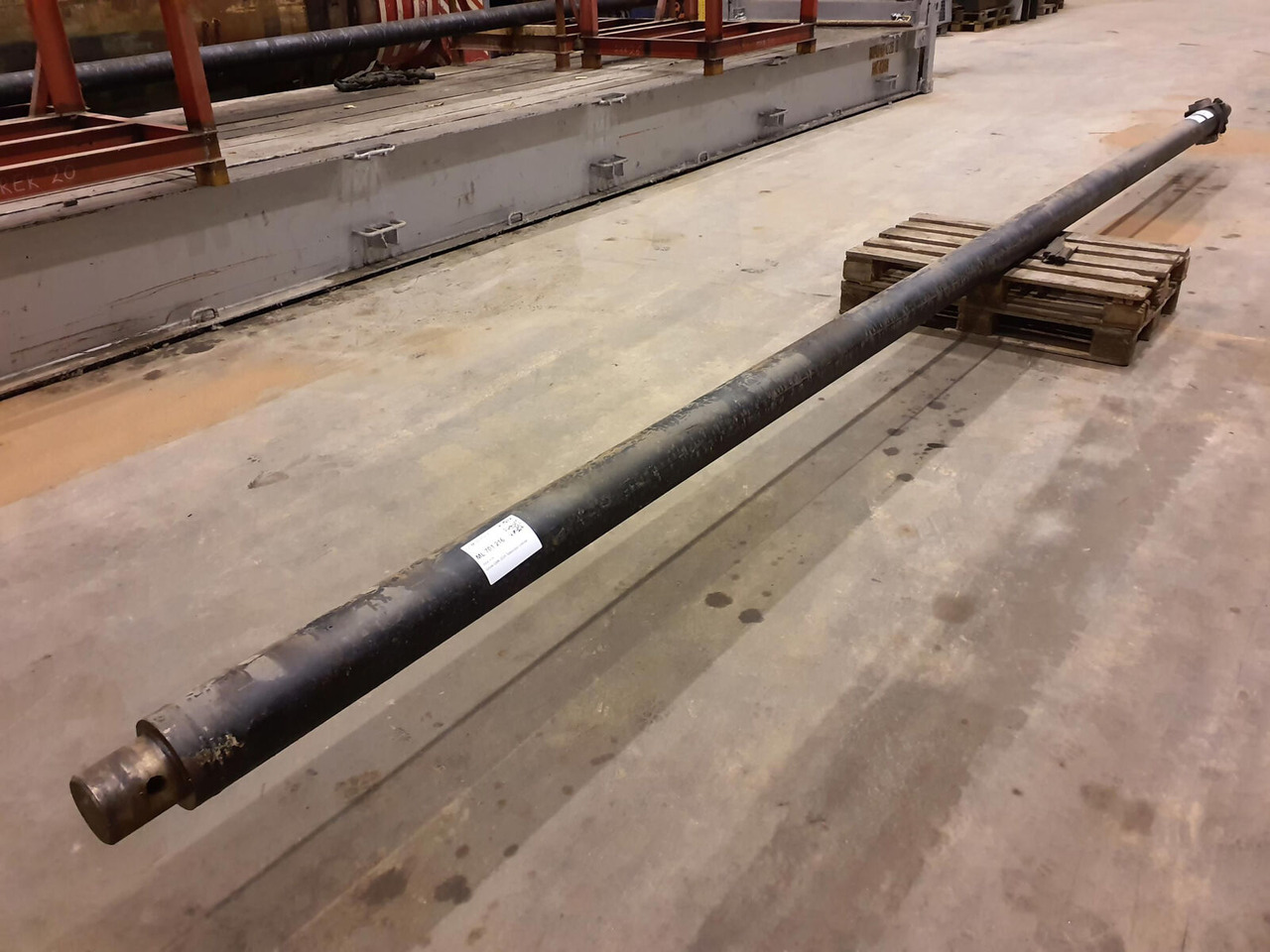 Grove GMK 2035 Telescopic cylinder - Hydraulic cylinder for Mobile crane: picture 4 Grove GMK 2035 Telescopic cylinder - Hydraulic cylinder for Mobile crane: picture 4