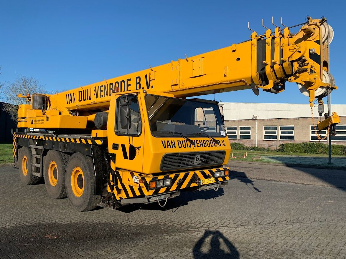 Grove GMK 3050 for parts - Mobile crane: picture 1 Grove GMK 3050 for parts - Mobile crane: picture 1