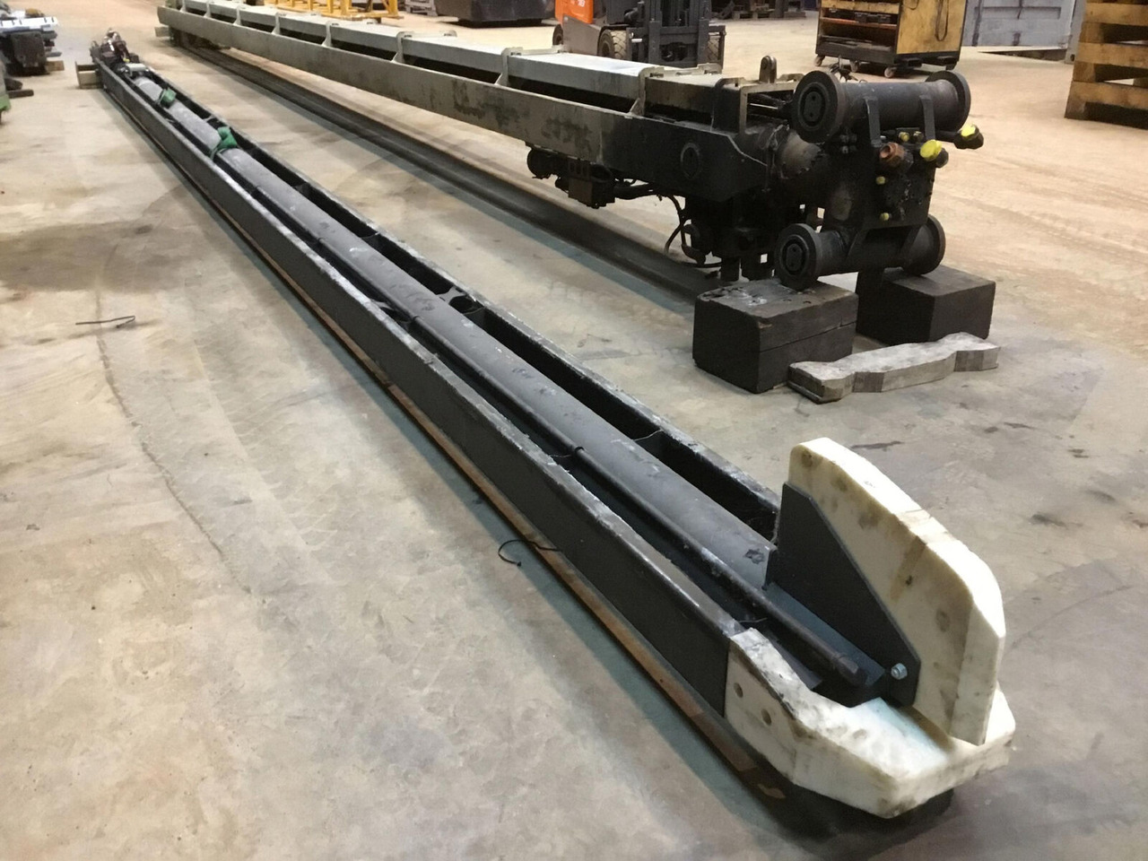 Grove GMK 4075 Telescopic boom cylinder - Hydraulic cylinder for Mobile crane: picture 4 Grove GMK 4075 Telescopic boom cylinder - Hydraulic cylinder for Mobile crane: picture 4