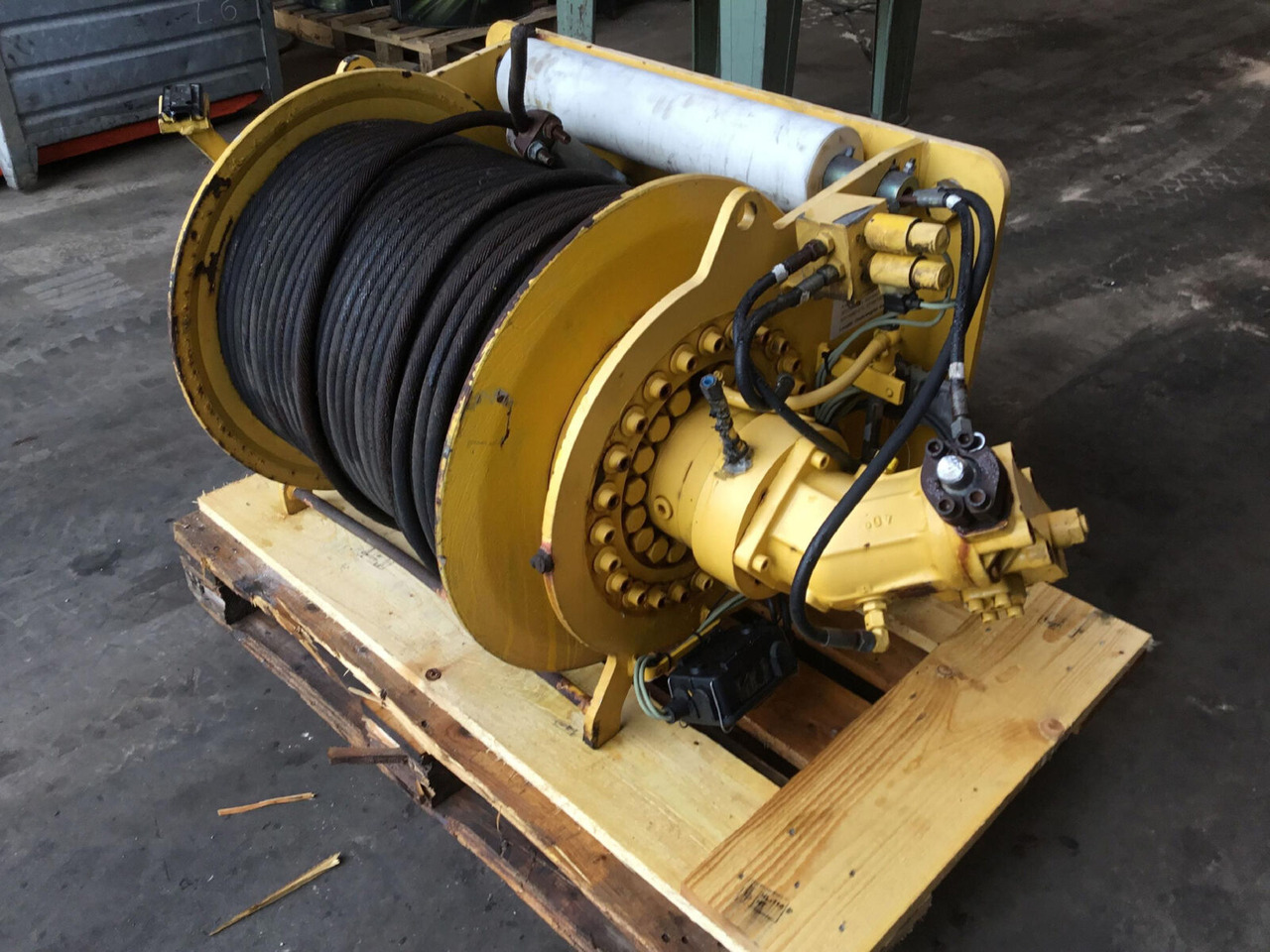 Grove GMK 5100 Auxiliary hoist - Winch for Mobile crane: picture 1 Grove GMK 5100 Auxiliary hoist - Winch for Mobile crane: picture 1