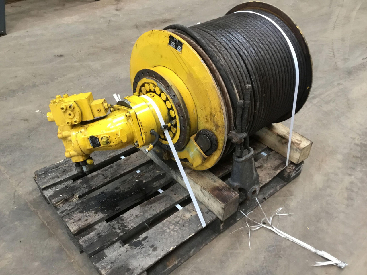 Grove GMK 5100 Main hoist winch - Winch for Mobile crane: picture 1 Grove GMK 5100 Main hoist winch - Winch for Mobile crane: picture 1