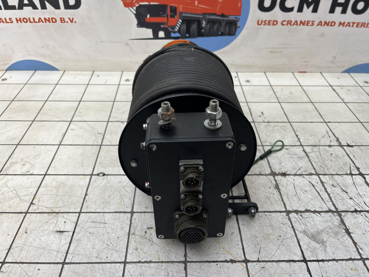Grove GMK 5100 cable drum telescoop cylinder - Winch for Mobile crane: picture 3 Grove GMK 5100 cable drum telescoop cylinder - Winch for Mobile crane: picture 3