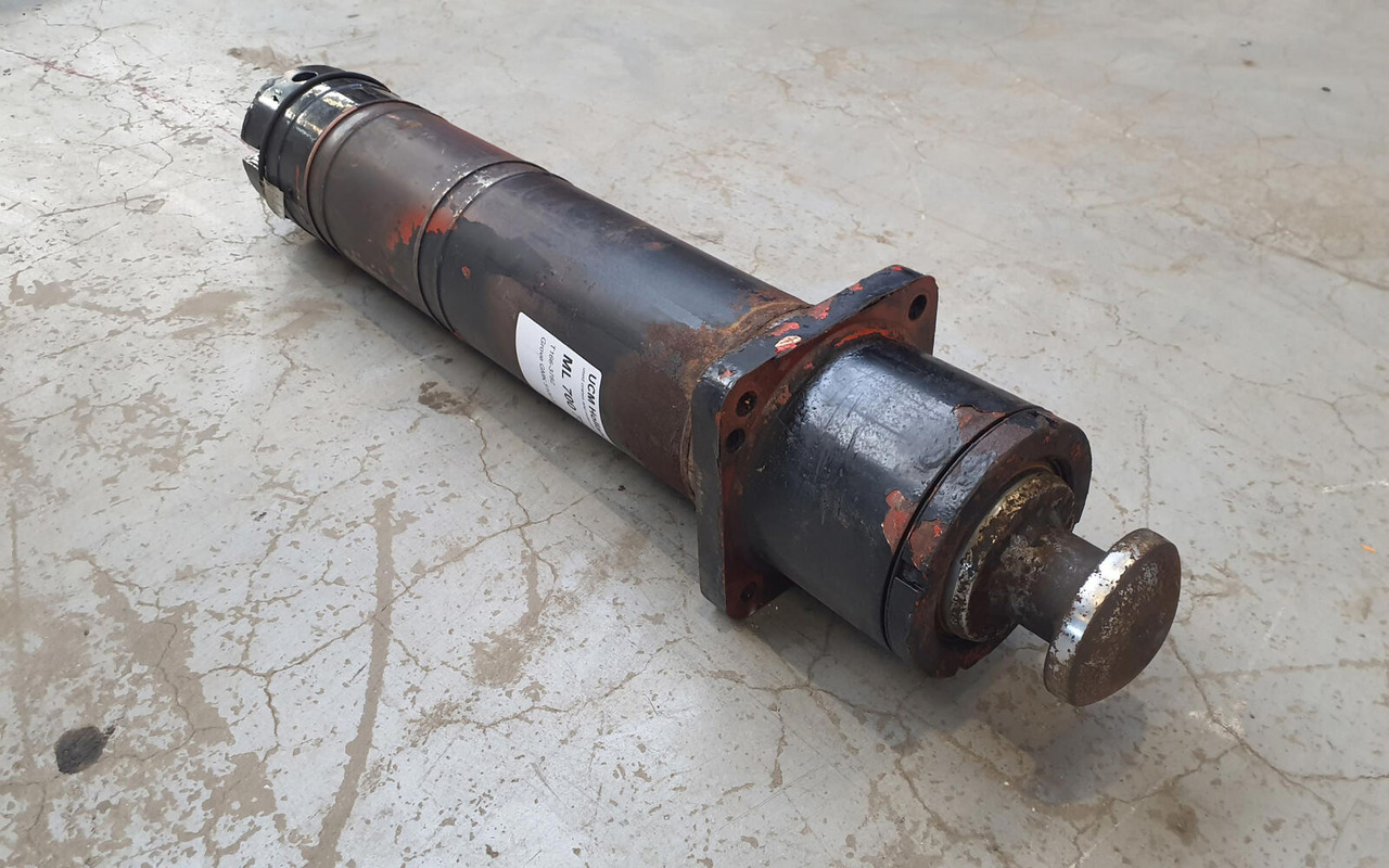 Grove GMK 5100 outrigger cylinder - Hydraulic cylinder for Crane: picture 2 Grove GMK 5100 outrigger cylinder - Hydraulic cylinder for Crane: picture 2