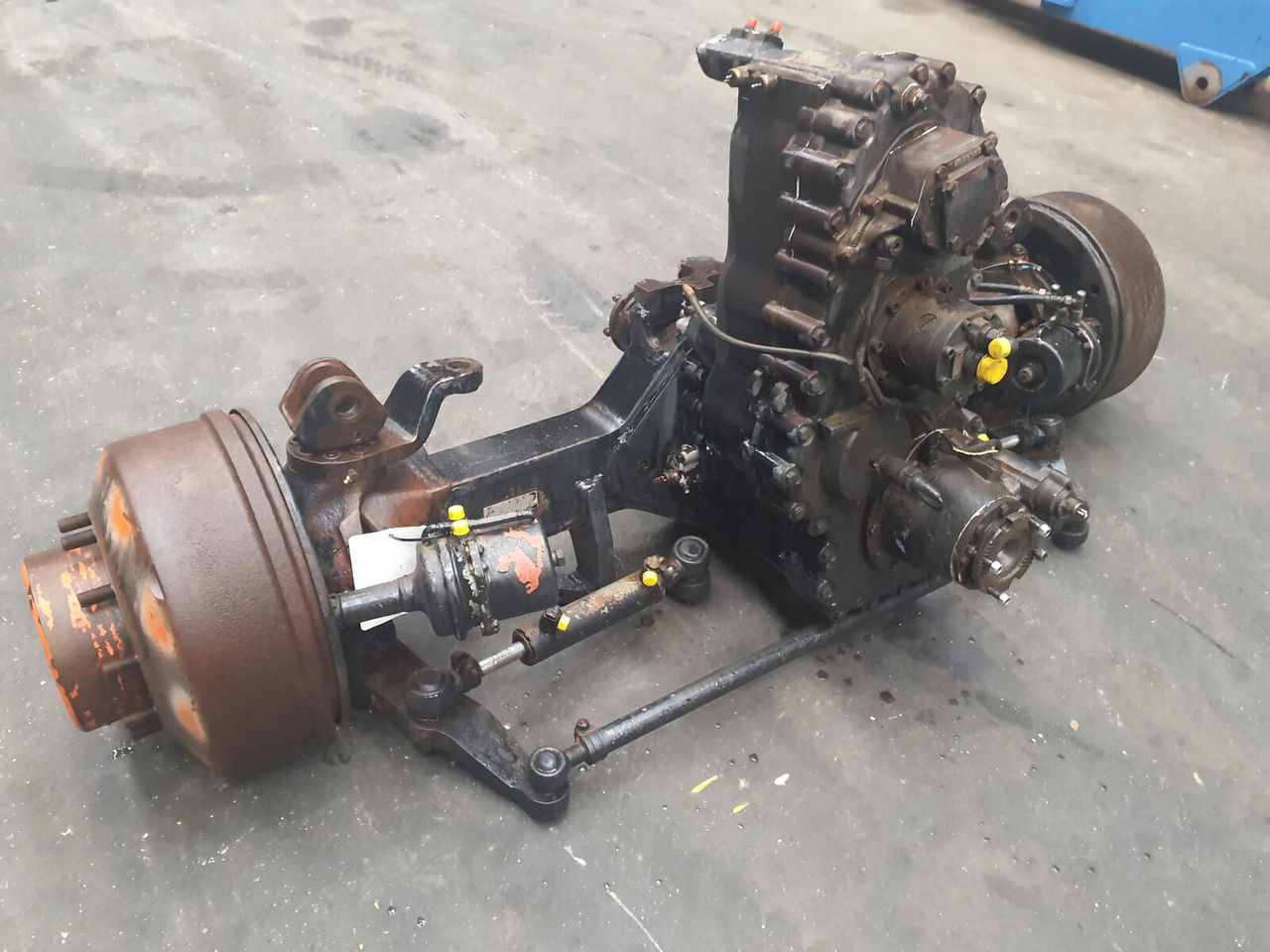 Kessler+Co AC 155 axle 2 - Axle and parts for Mobile crane: picture 2 Kessler+Co AC 155 axle 2 - Axle and parts for Mobile crane: picture 2