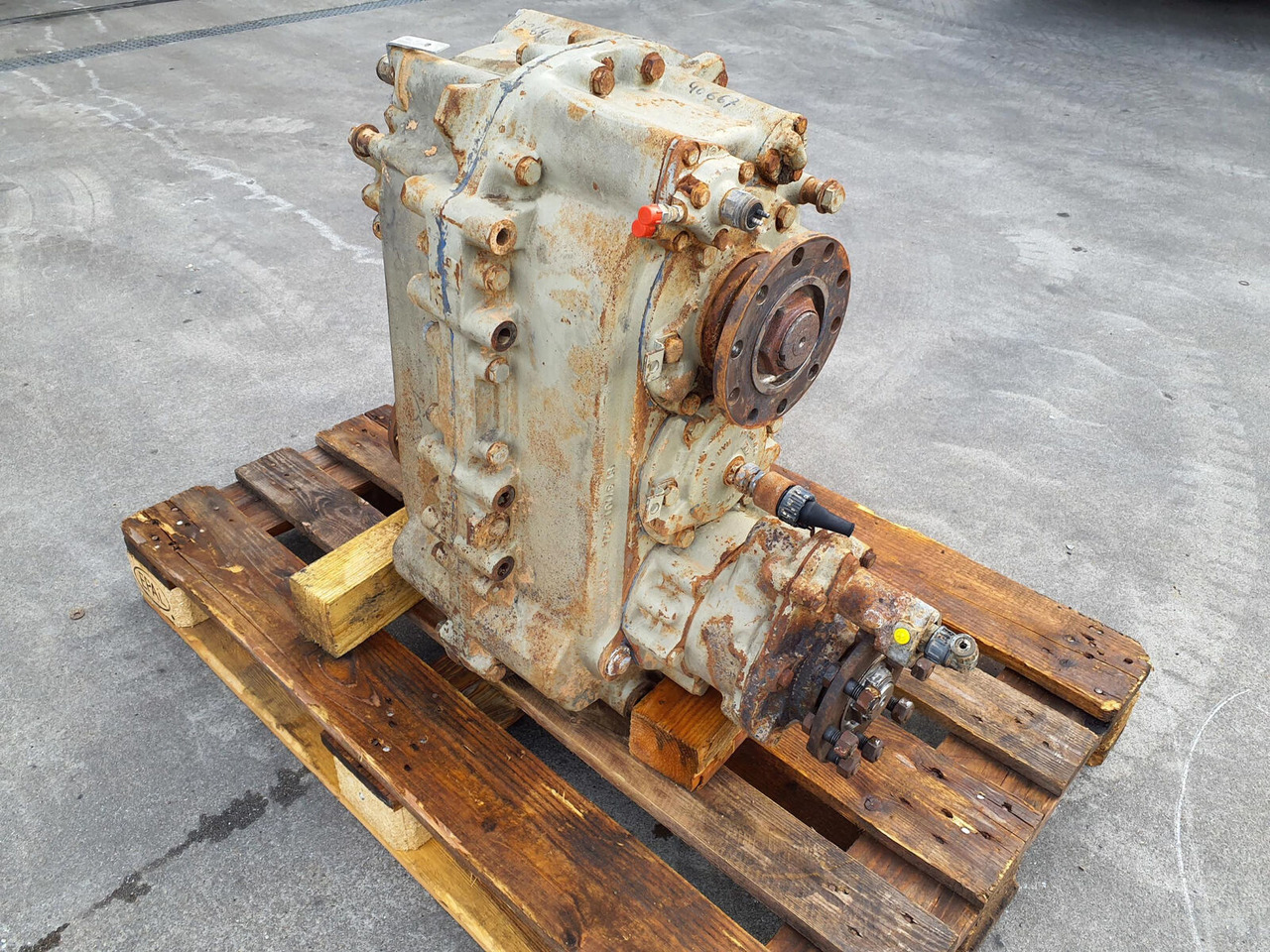 Krupp 70 GMT Transfer case - Transmission for Mobile crane: picture 2 Krupp 70 GMT Transfer case - Transmission for Mobile crane: picture 2