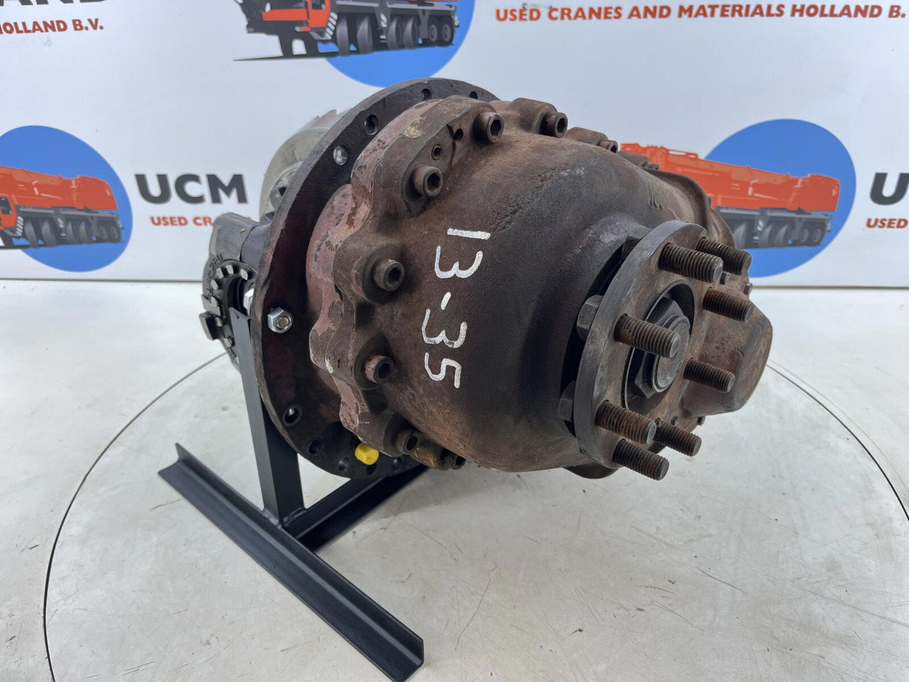 Krupp 70 GMT mid differential 13x35 axle 2 - Differential gear for Mobile crane: picture 3 Krupp 70 GMT mid differential 13x35 axle 2 - Differential gear for Mobile crane: picture 3