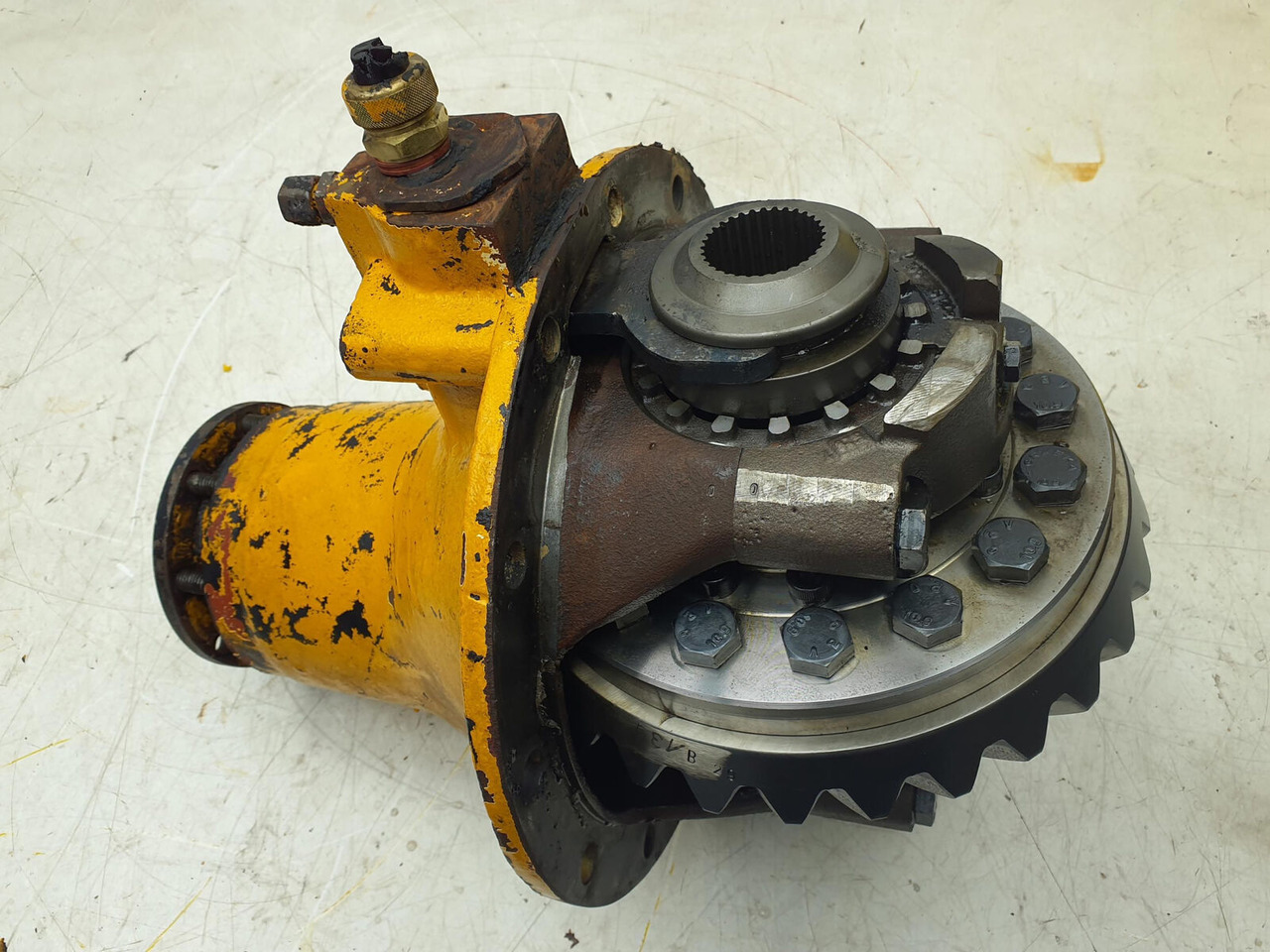 Krupp KMK 2025 end differential axle 2 11x29 - Differential gear for Mobile crane: picture 1 Krupp KMK 2025 end differential axle 2 11x29 - Differential gear for Mobile crane: picture 1