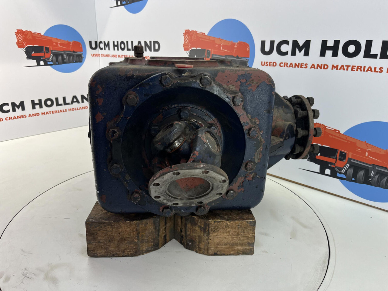 Krupp KMK 4070 diff box - Differential gear for Mobile crane: picture 3 Krupp KMK 4070 diff box - Differential gear for Mobile crane: picture 3