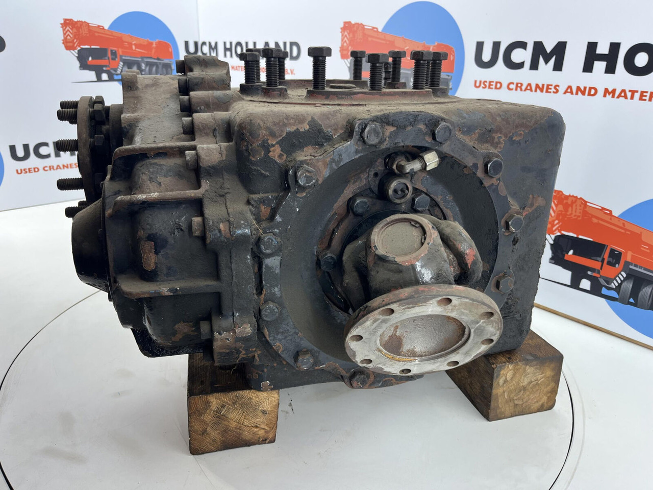 Krupp KMK 4070 diff box - Differential gear for Mobile crane: picture 1 Krupp KMK 4070 diff box - Differential gear for Mobile crane: picture 1
