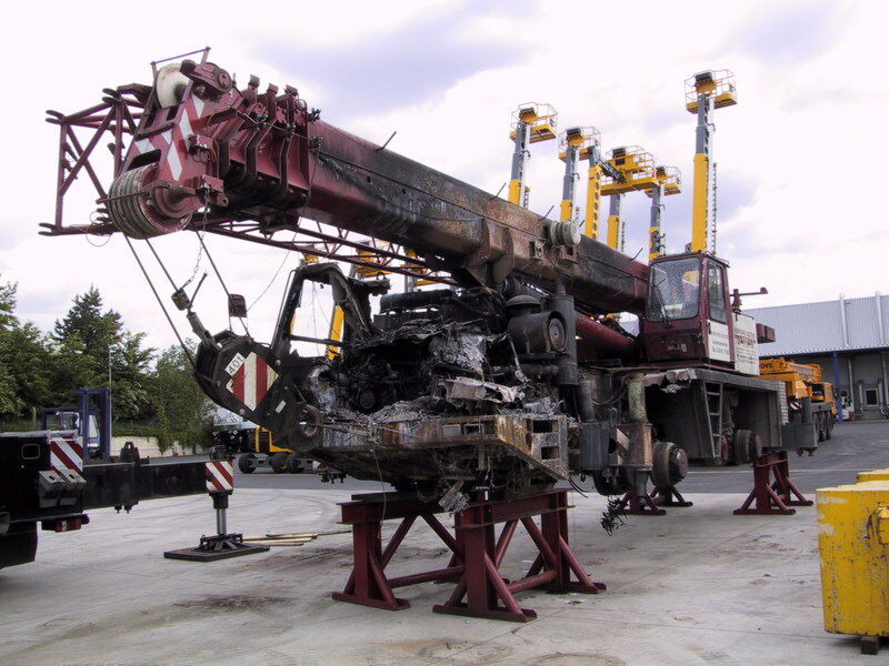 Krupp KMK 4070 for parts - Mobile crane: picture 2 Krupp KMK 4070 for parts - Mobile crane: picture 2