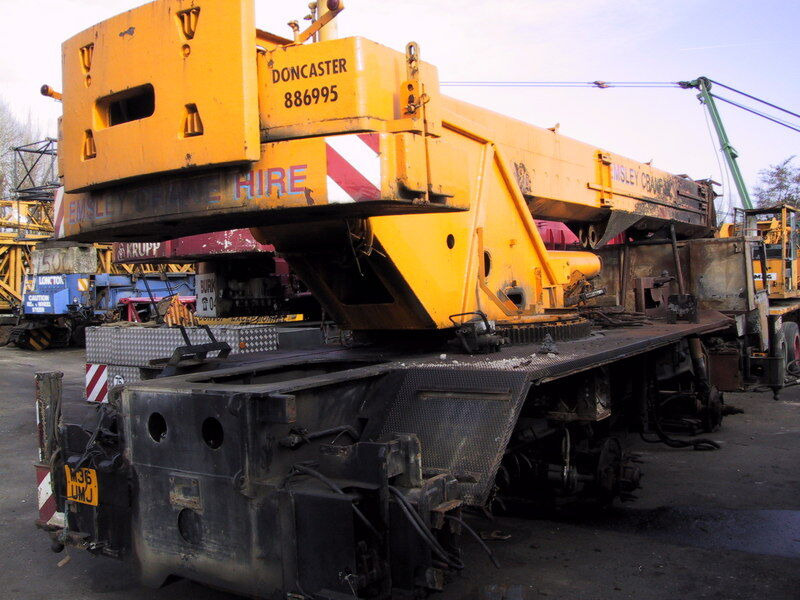 Liebherr LTM 1045-4 for parts - All terrain crane: picture 2 Liebherr LTM 1045-4 for parts - All terrain crane: picture 2