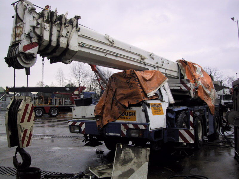 Liebherr LTM 1050/1 for parts - All terrain crane: picture 1 Liebherr LTM 1050/1 for parts - All terrain crane: picture 1