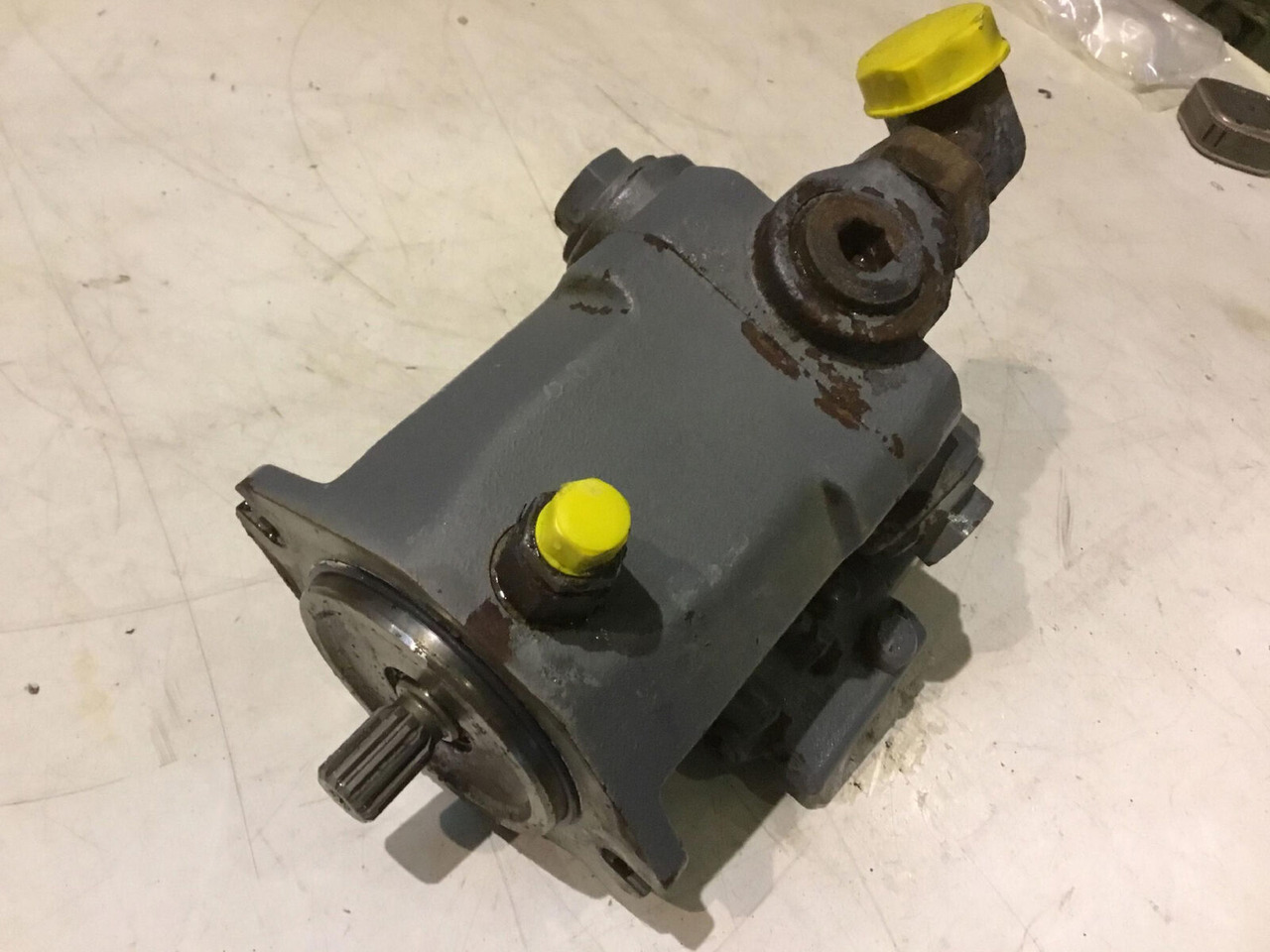 Liebherr LTM 1055-3.2 variable pump - Hydraulic pump for Mobile crane: picture 2 Liebherr LTM 1055-3.2 variable pump - Hydraulic pump for Mobile crane: picture 2