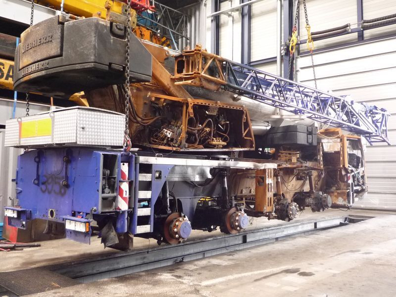 Liebherr LTM 1070-4.2 for parts - All terrain crane: picture 2 Liebherr LTM 1070-4.2 for parts - All terrain crane: picture 2