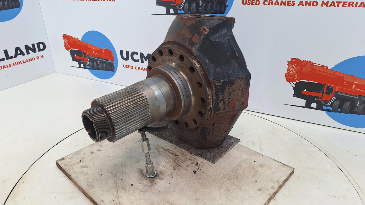 Liebherr LTM 1160/2 Steering knuckle 16 holes axle 1 - Steering knuckle for Mobile crane: picture 1 Liebherr LTM 1160/2 Steering knuckle 16 holes axle 1 - Steering knuckle for Mobile crane: picture 1
