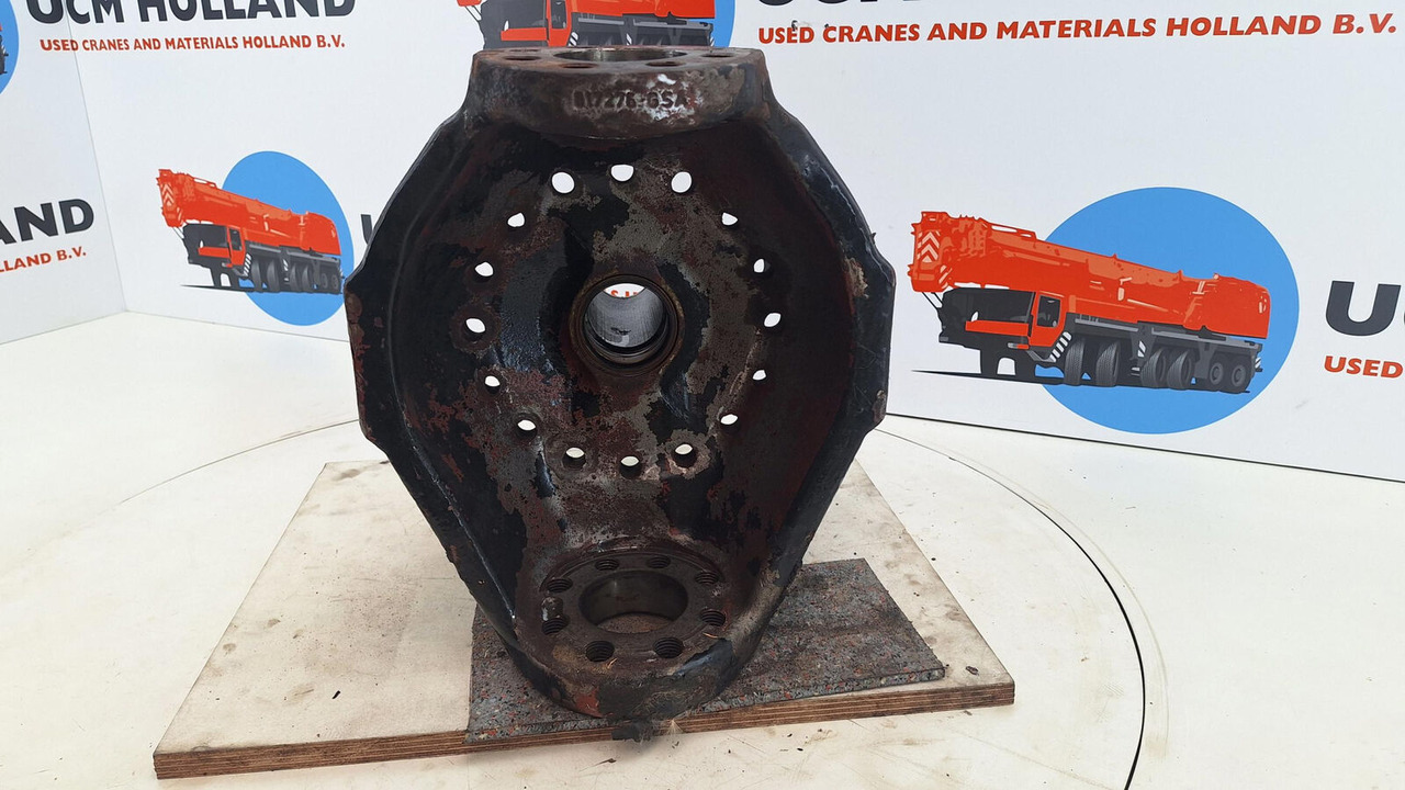 Liebherr LTM 1160/2 Steering knuckle 16 holes axle 1 - Steering knuckle for Mobile crane: picture 5 Liebherr LTM 1160/2 Steering knuckle 16 holes axle 1 - Steering knuckle for Mobile crane: picture 5