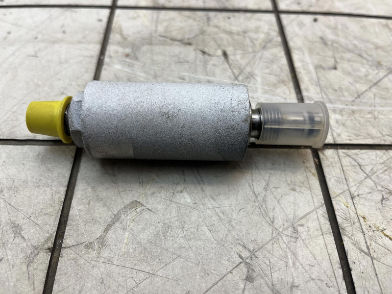 Liebherr LTM 1400-7.1 pressure sensor 0-400/400bar - Sensor for Crane: picture 1 Liebherr LTM 1400-7.1 pressure sensor 0-400/400bar - Sensor for Crane: picture 1