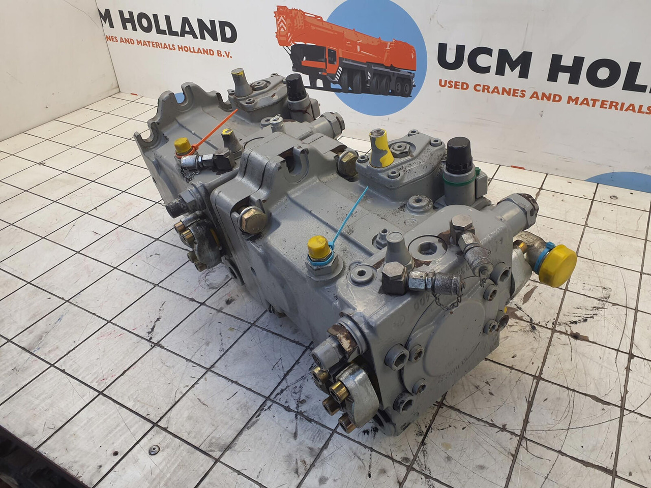 Liebherr LTM 1400-7.1 variabele pump - Hydraulic pump for Mobile crane: picture 3 Liebherr LTM 1400-7.1 variabele pump - Hydraulic pump for Mobile crane: picture 3