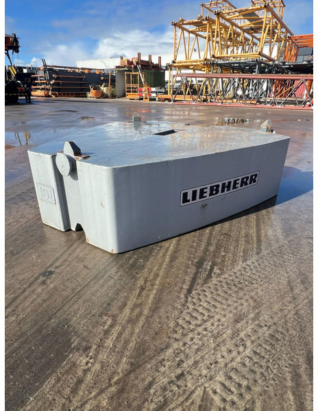 Liebherr LTM /LR counterweight 10T - Counterweight for Construction machinery: picture 4 Liebherr LTM /LR counterweight 10T - Counterweight for Construction machinery: picture 4