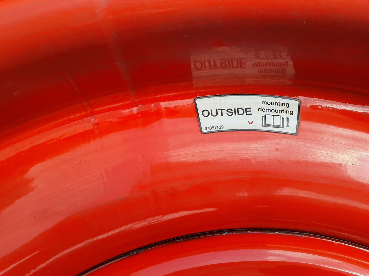 Liebherr Rim 445/95R25 10 12 1p - Rim for Crane: picture 4 Liebherr Rim 445/95R25 10 12 1p - Rim for Crane: picture 4