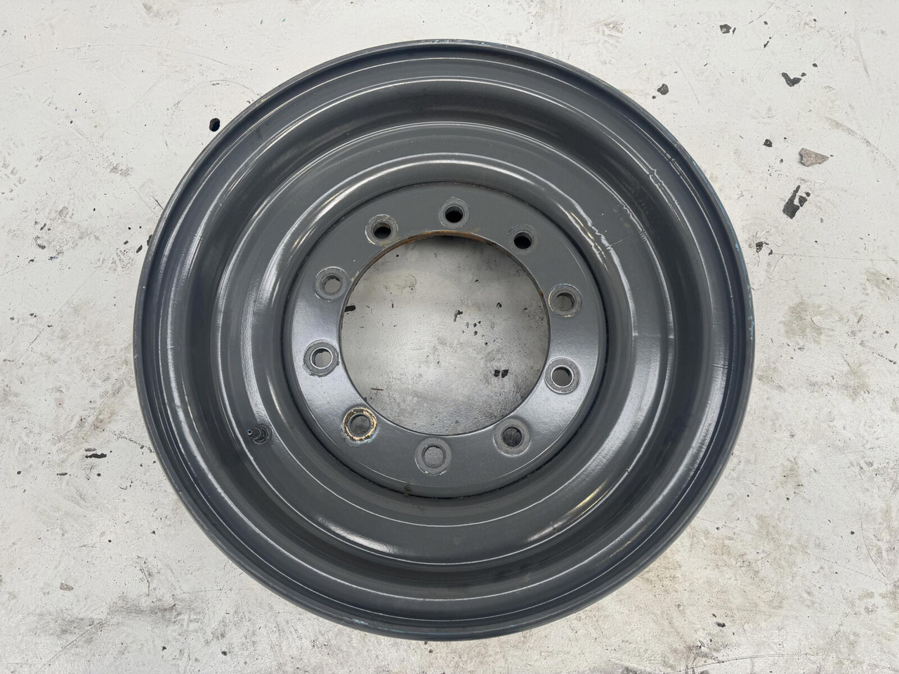 Liebherr Rim 445/95R25 10 12 1p - Rim for Crane: picture 3 Liebherr Rim 445/95R25 10 12 1p - Rim for Crane: picture 3