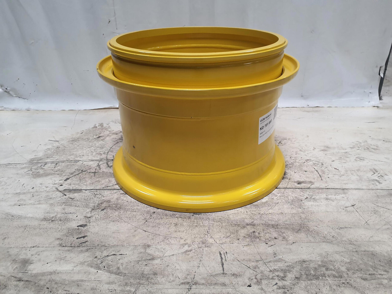 Liebherr Rim 525/80R25 10 21.5 3p - Rim for Crane: picture 3 Liebherr Rim 525/80R25 10 21.5 3p - Rim for Crane: picture 3