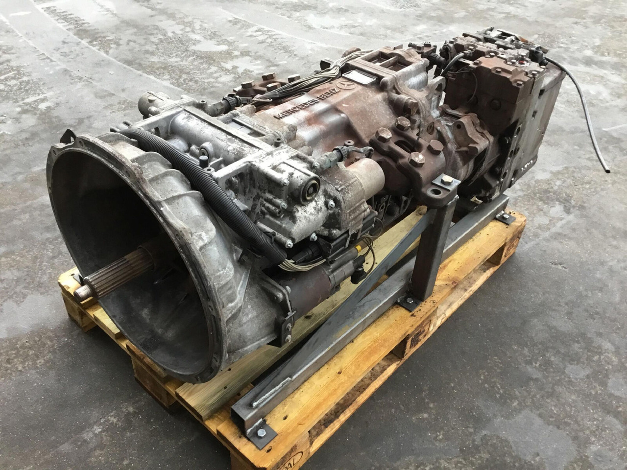 Mercedes-Benz AC 100 gearbox Mercedes benz G240-1 - Gearbox for Mobile crane: picture 4 Mercedes-Benz AC 100 gearbox Mercedes benz G240-1 - Gearbox for Mobile crane: picture 4