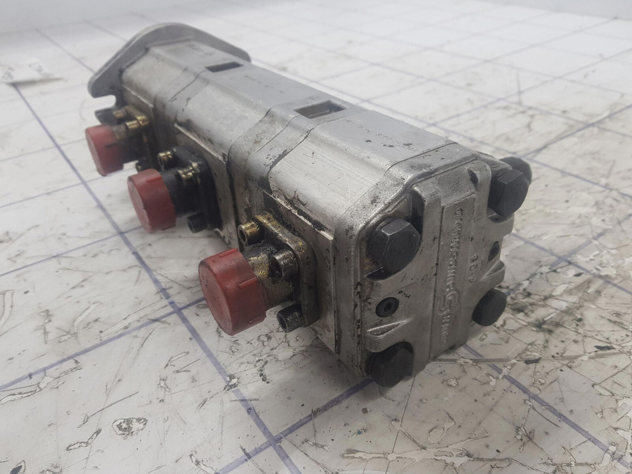 Sauer Sundstrand 3 way gear pump - Hydraulic pump for Mobile crane: picture 3 Sauer Sundstrand 3 way gear pump - Hydraulic pump for Mobile crane: picture 3