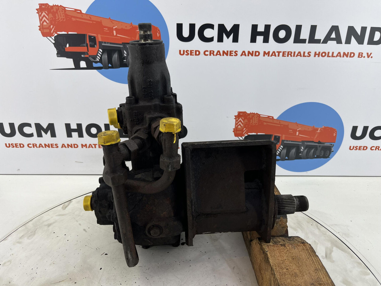 Steering box - Steering gear for Crane: picture 5 Steering box - Steering gear for Crane: picture 5