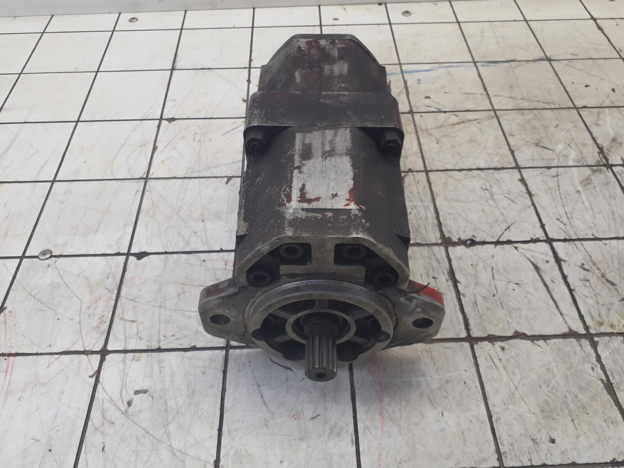 Sundstrand dual gear pump - Hydraulic pump for Mobile crane: picture 2 Sundstrand dual gear pump - Hydraulic pump for Mobile crane: picture 2