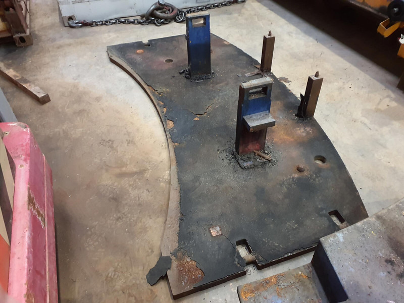 Terex AC 205 counterweight 1,2 ton - Counterweight for Construction machinery: picture 4 Terex AC 205 counterweight 1,2 ton - Counterweight for Construction machinery: picture 4