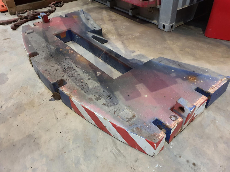 Terex AC 205 counterweight 3,45 ton - Counterweight for Construction machinery: picture 4 Terex AC 205 counterweight 3,45 ton - Counterweight for Construction machinery: picture 4