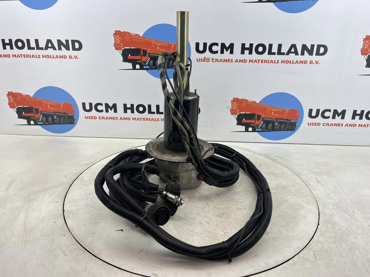 Terex AC slip ring assy - Suspension for Crane: picture 4 Terex AC slip ring assy - Suspension for Crane: picture 4